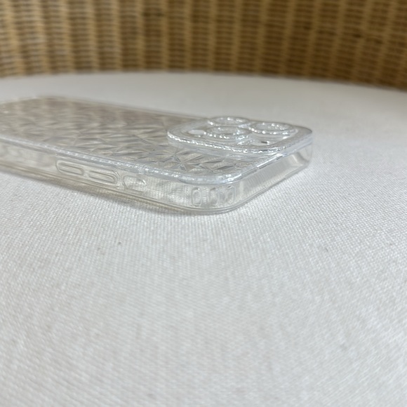 Beautiful New Crystal Clear Diamond Cut Cell Phone Case For iPhone 14 Pro Max - Picture 10 of 15